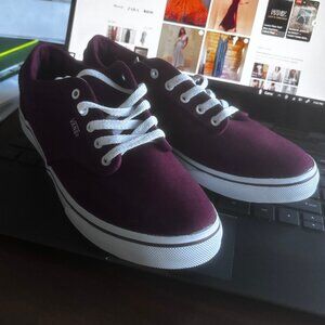VANS Burgundy Classic Sneakers, Size 6 NEW with Tag and Box